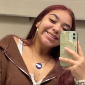 Meet your Posher, Joelina